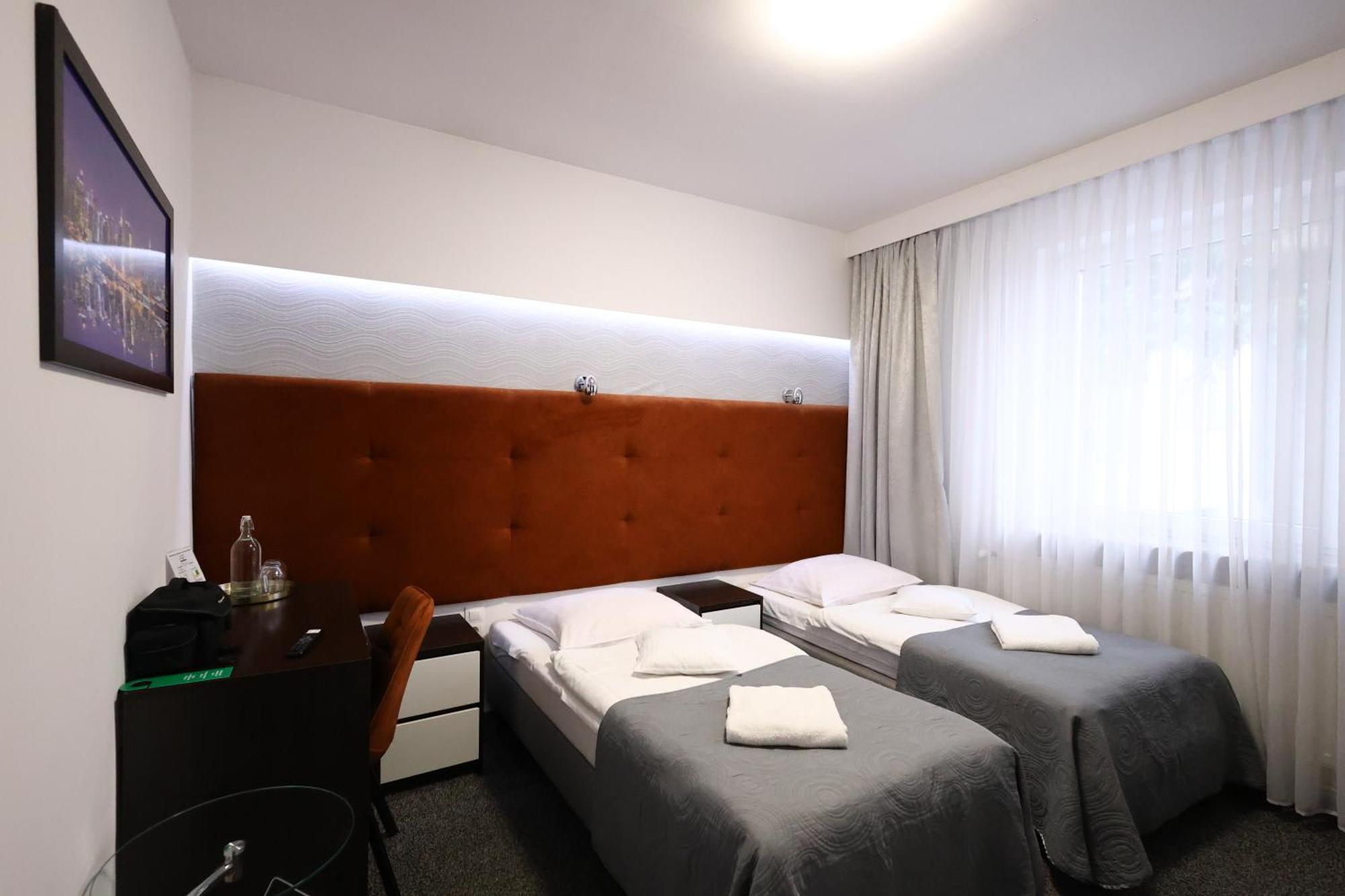 Hotel Junior Krakow Exterior photo