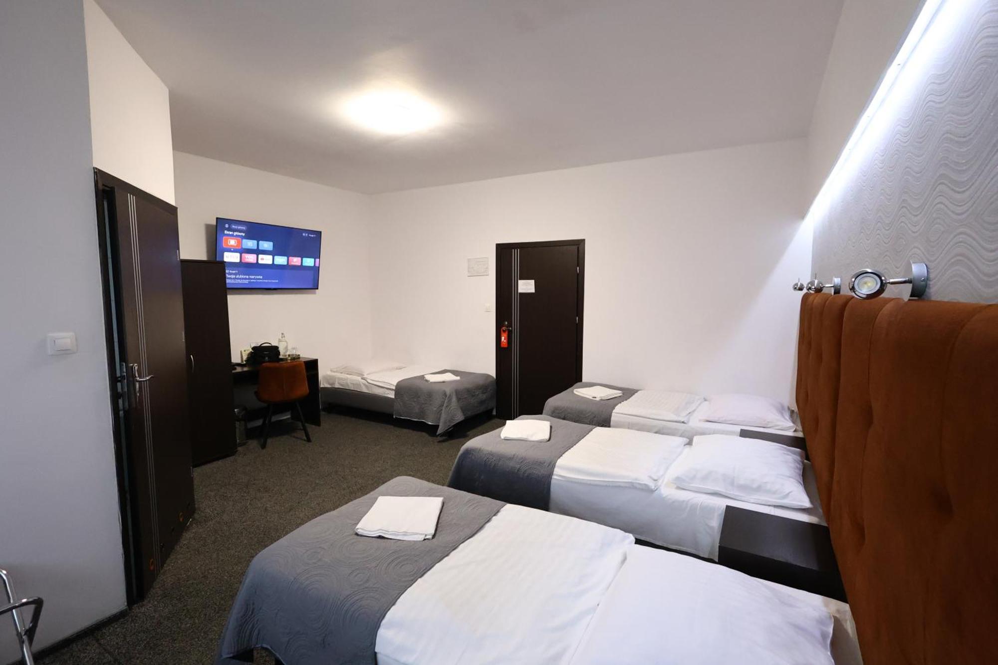 Hotel Junior Krakow Exterior photo