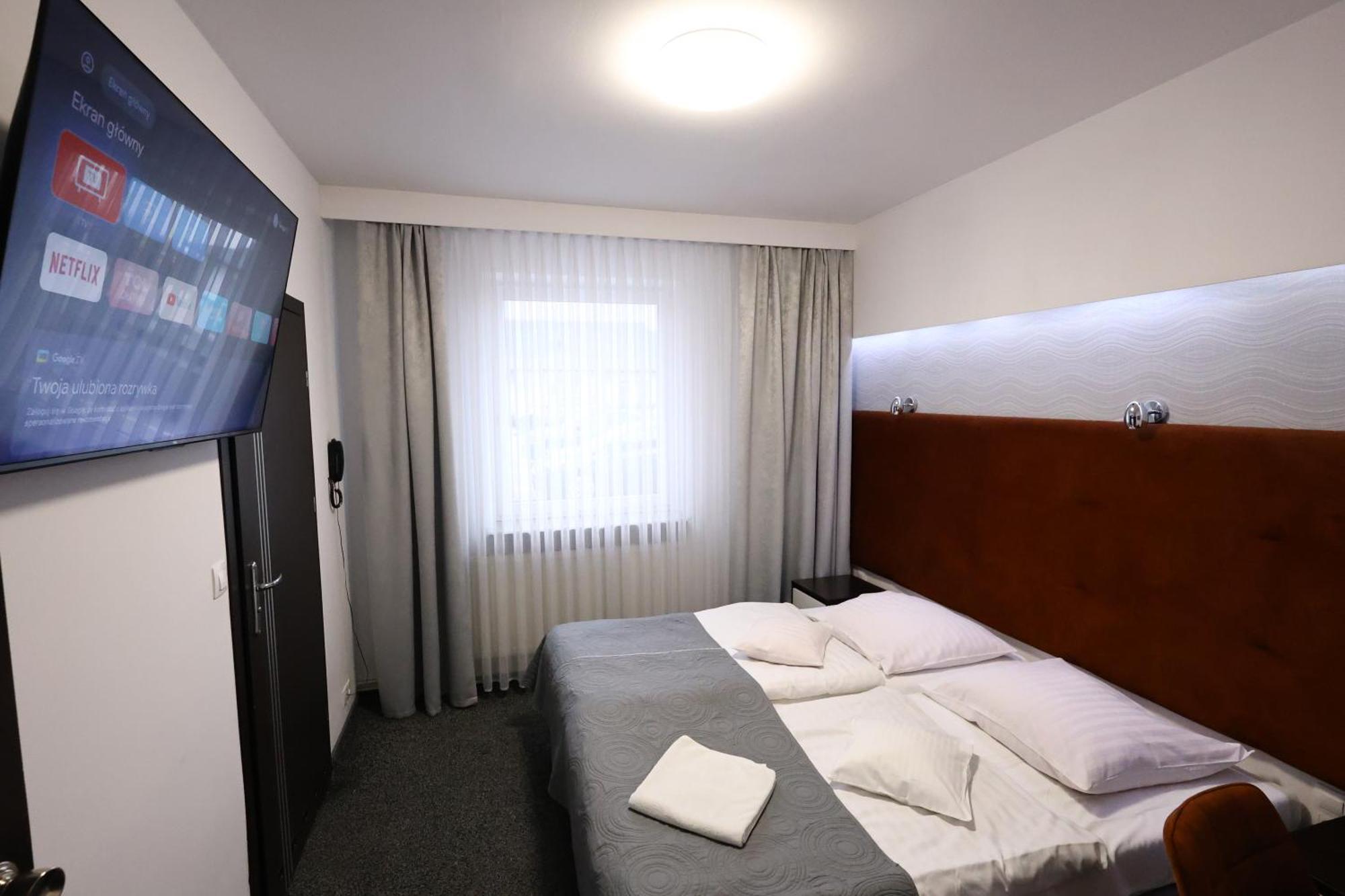 Hotel Junior Krakow Exterior photo